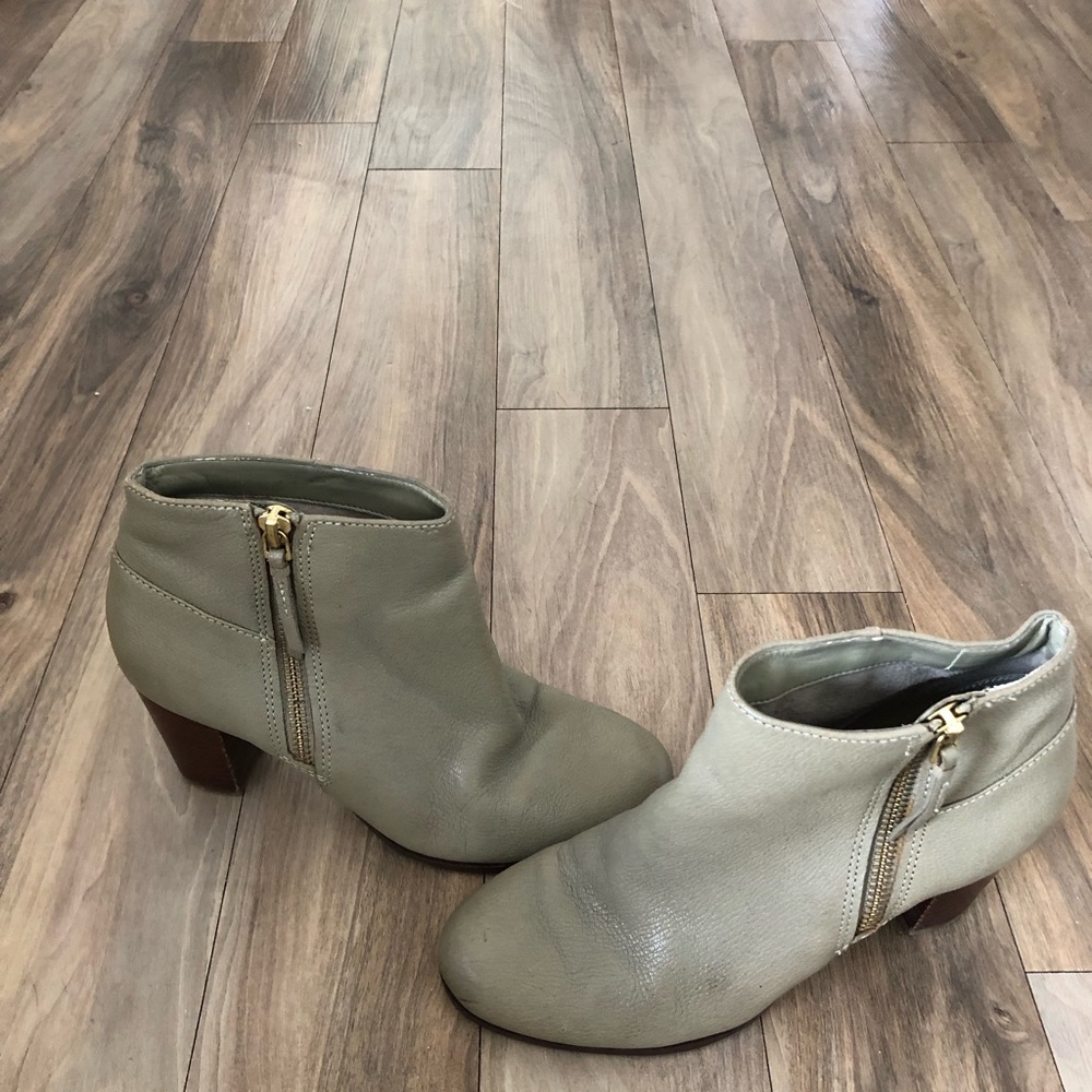 Women's Cole Haan Gray Taupe Ankle Booties 5.5